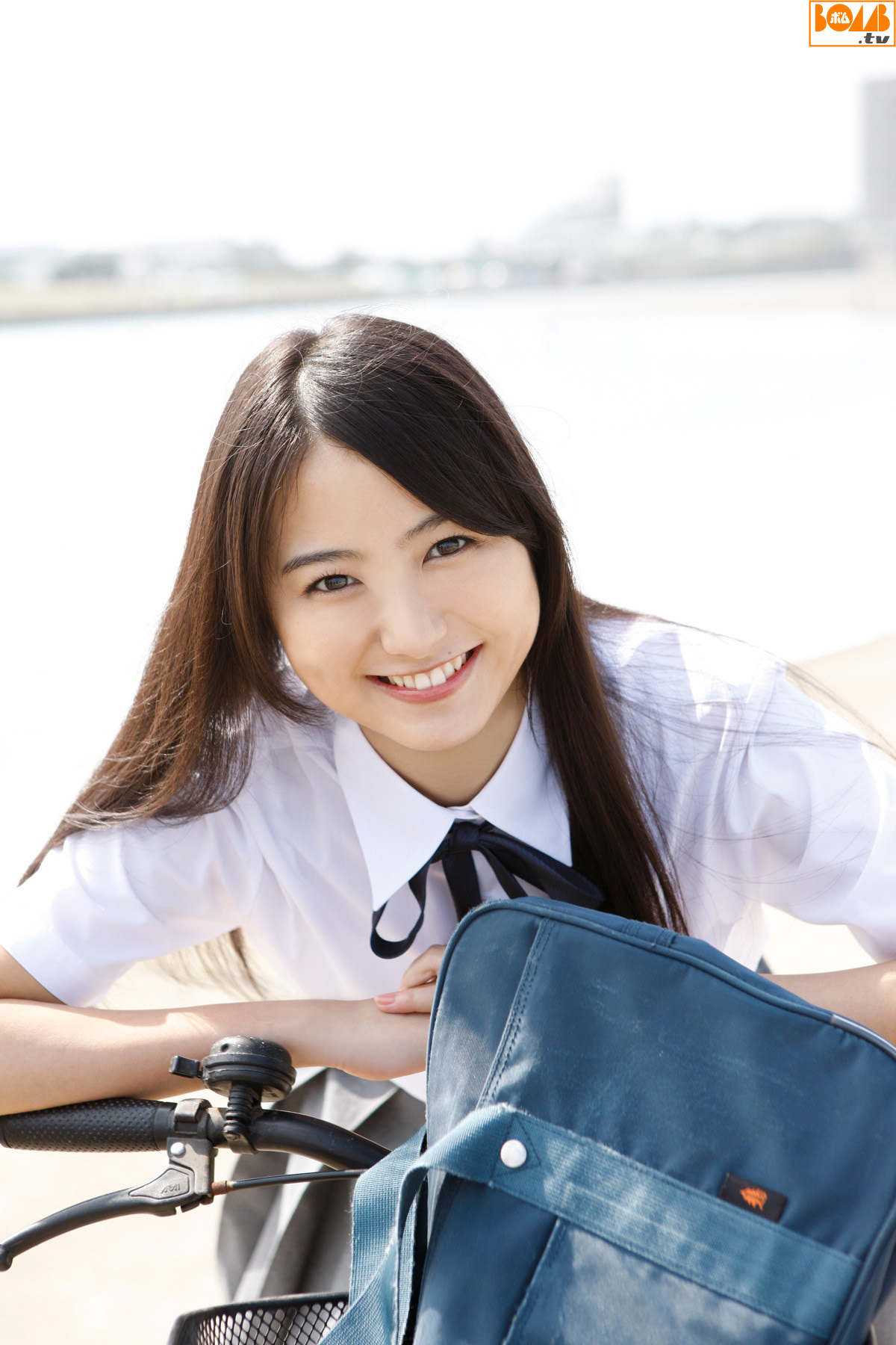 Riho Takada 高田里穂 Shizuka Nakamura 中村静香 [Bomb.tv]